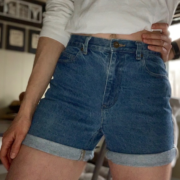 Liz Claiborne Pants - Liz Claiborne Vintage High Waisted Jean Shorts